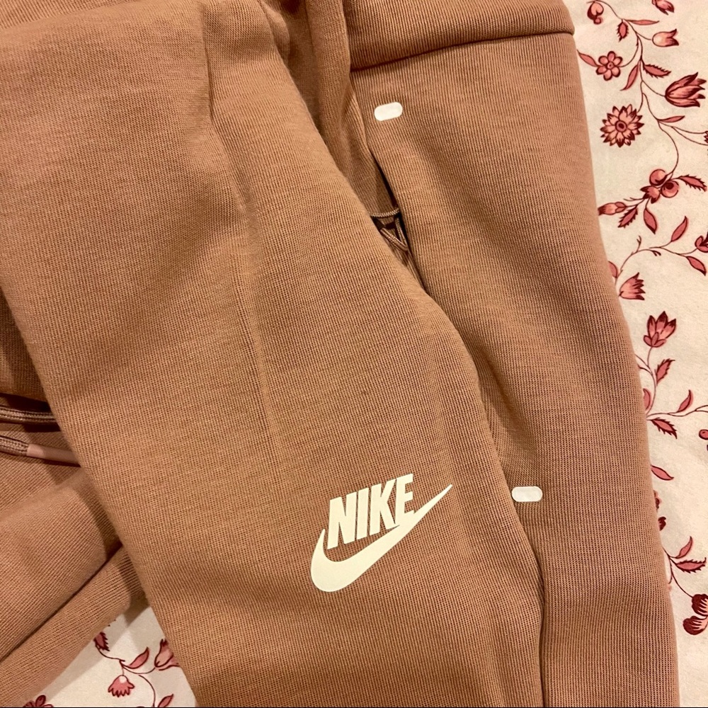 Nike Sportswear Tech Sweatpants